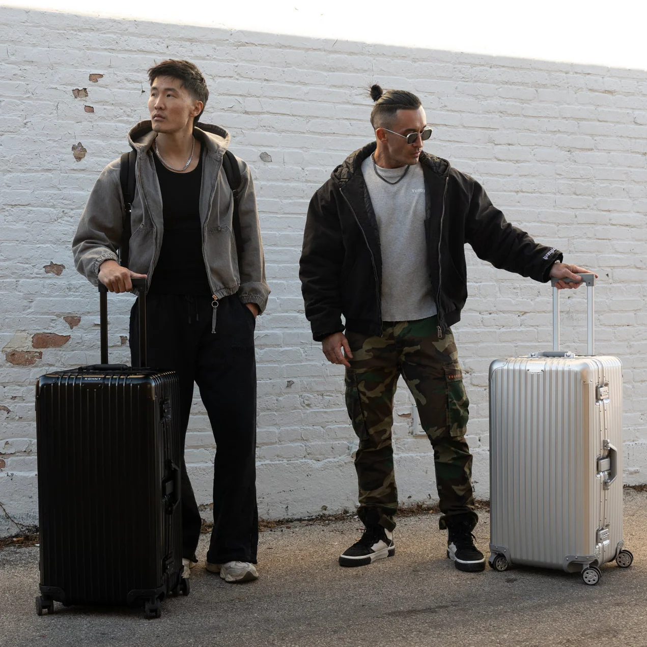 Full-Size Luggage - Black - Image 6