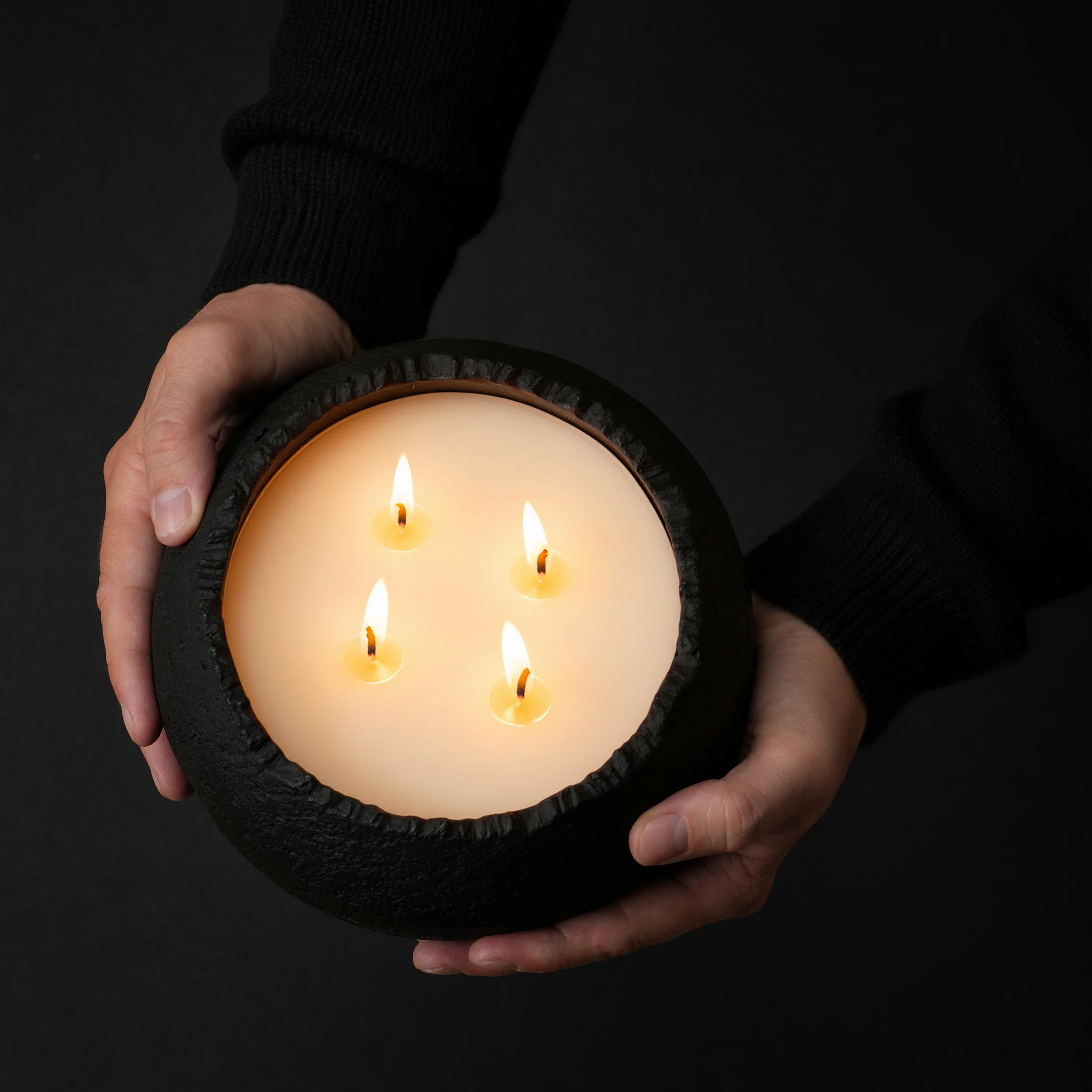 Dragon's Egg Candle - Midnight Oud - Image 2