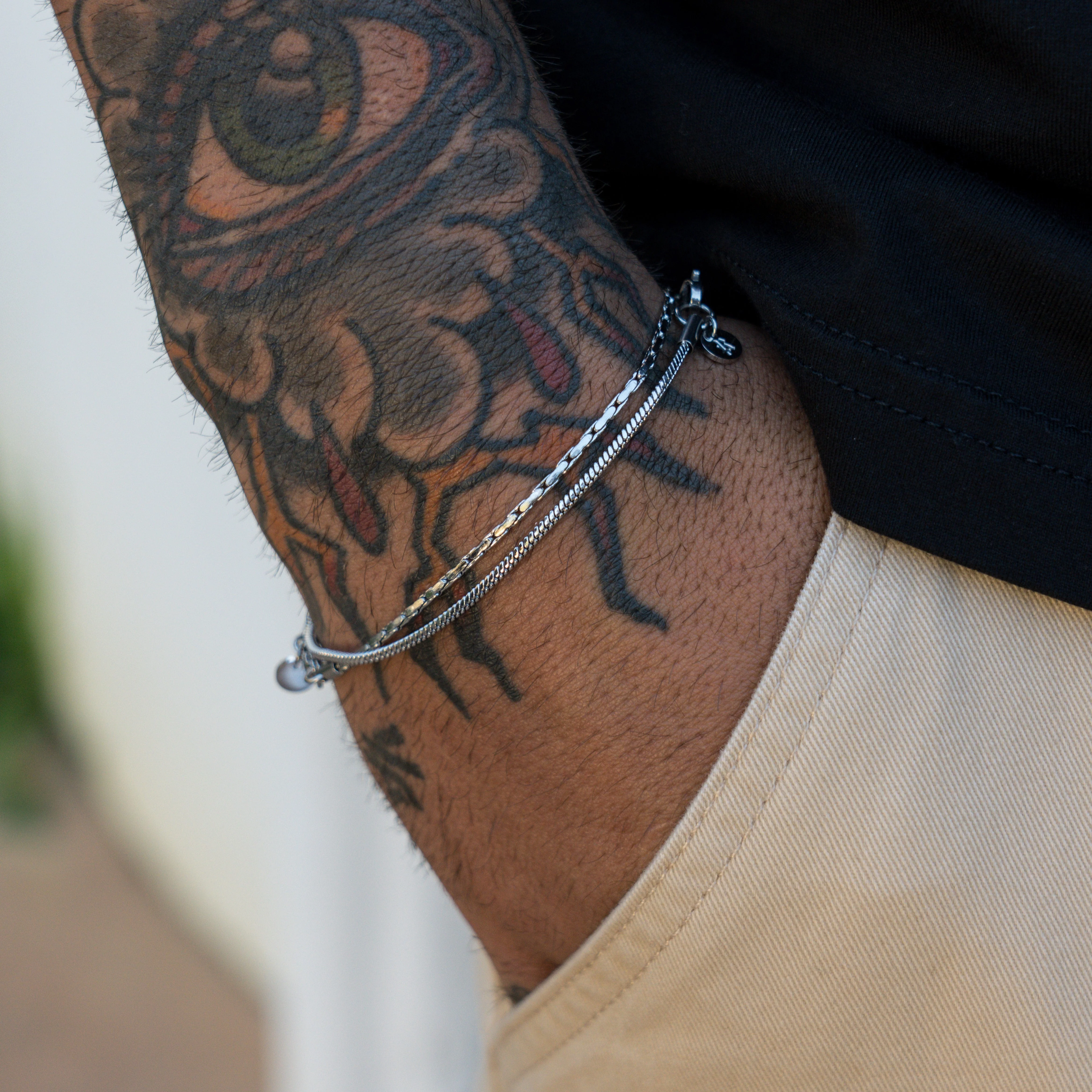Minimal Wire Bracelet - Silver RG375 - Image 4