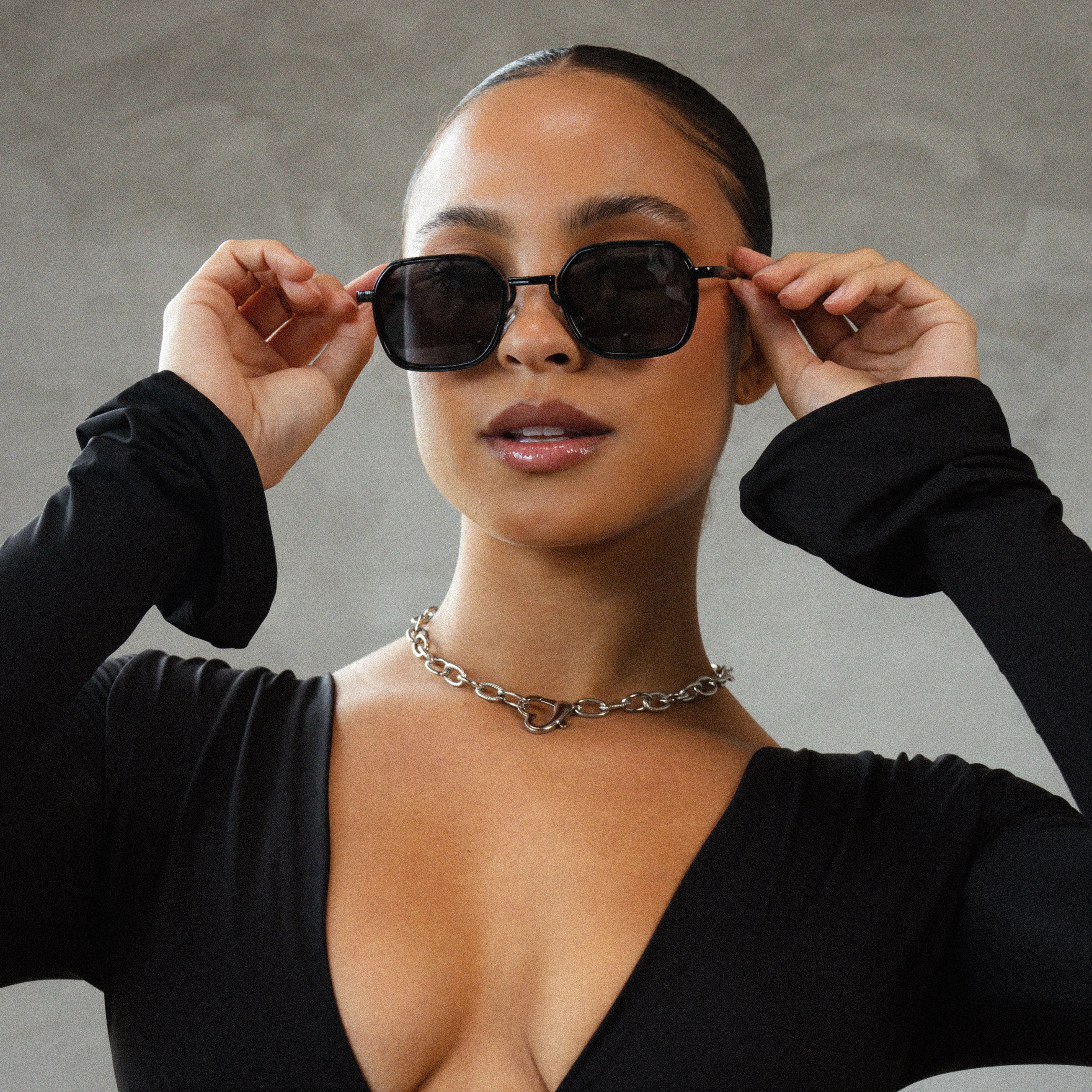 HOLLYWOOD Sunglasses - BLACK/BLACK RG611 - Image 4